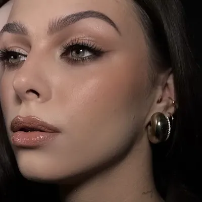 KAYA PAVLIK MAKEUP Makijaż Kraków